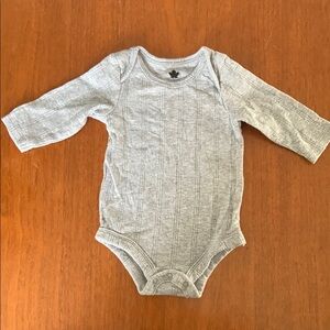 🍓3/$10 Canadiana Gray Long-Sleeve Bodysuit with Snap Closure 0-3m